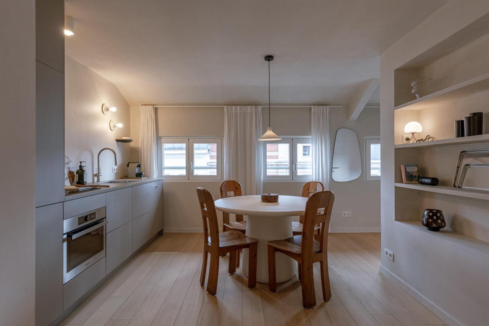 Ferienwohnung Huswell - Urban Getaway For Two In The Heart Of Antwerpen Exterior foto