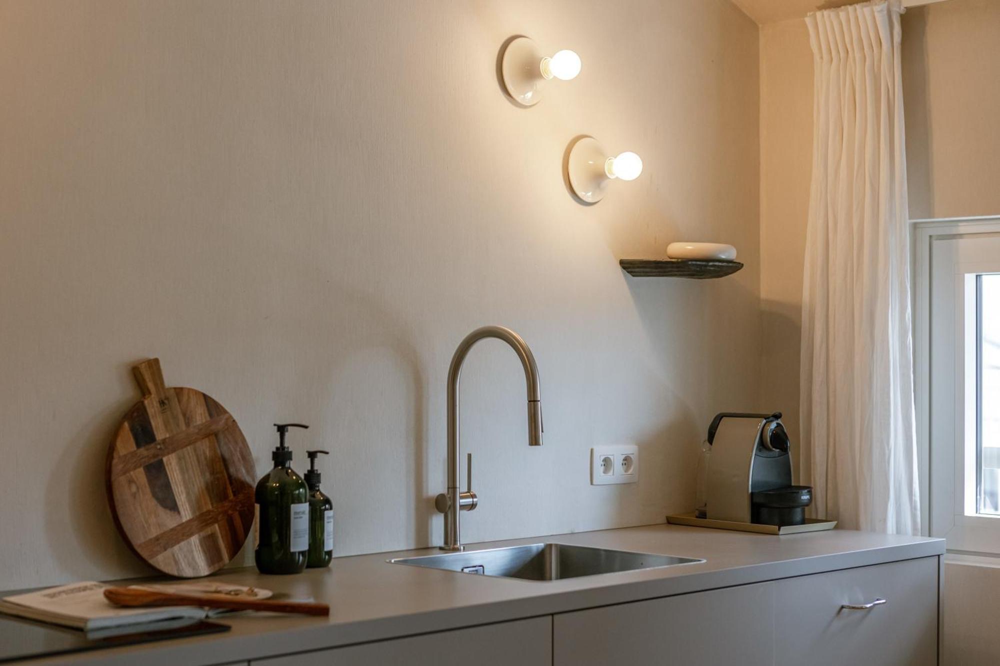 Ferienwohnung Huswell - Urban Getaway For Two In The Heart Of Antwerpen Exterior foto