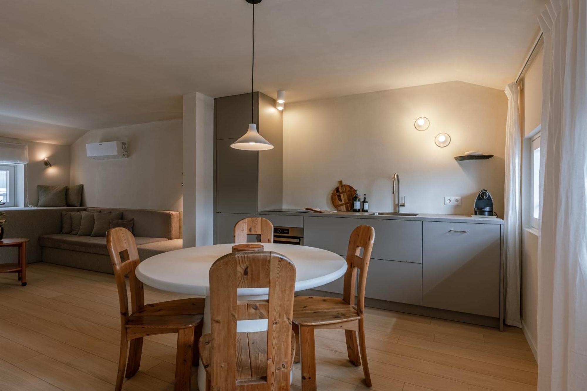Ferienwohnung Huswell - Urban Getaway For Two In The Heart Of Antwerpen Exterior foto